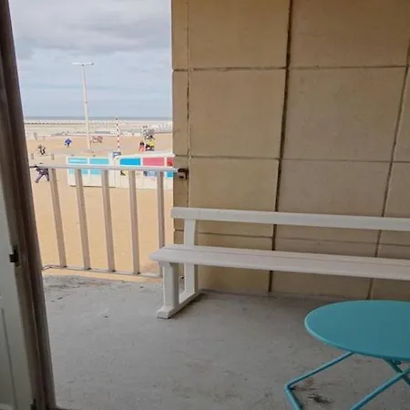 In By The Beach, Cleaning Included * Nieuwpoort